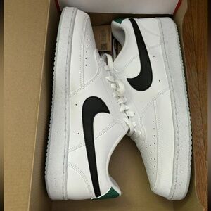 Nike Court Vision Low Next Nature White/Black/Malachite DH2987-110 Men Size 10.5